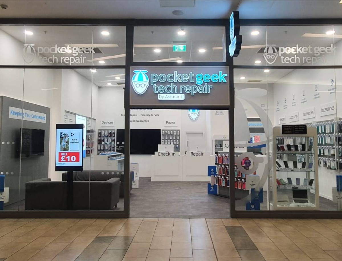 Pocket Geek Glasgow by CrC Repair store front for laptop repair Glasgow