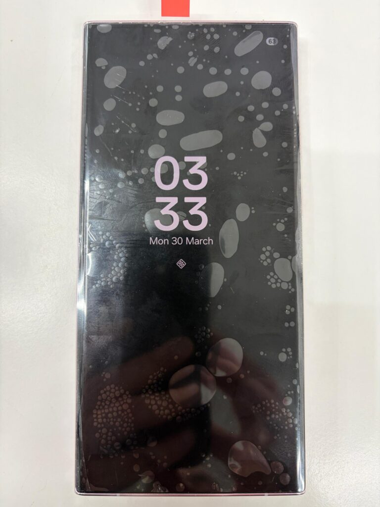 Samsung Galaxy screen after genuine Samsung Service Pack repair at Pocket Geek Bournemouth by CrC Repair®